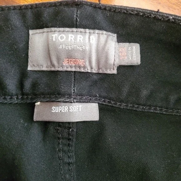 Torrid Jegging Super Soft High Rise - Picture 7 of 8